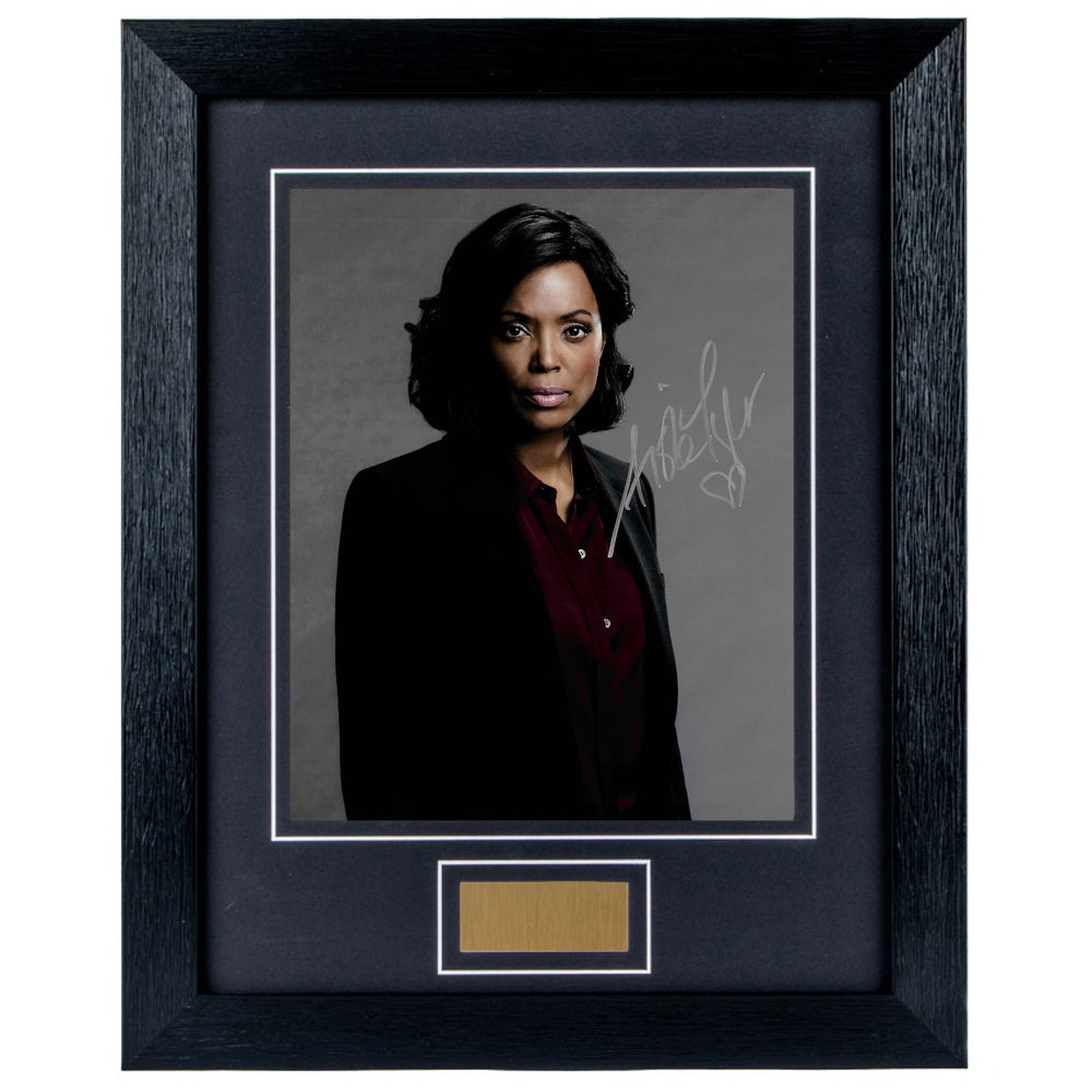 Aisha Tyler Personally Signed Criminal Minds 8 x 10 Photograph Framed