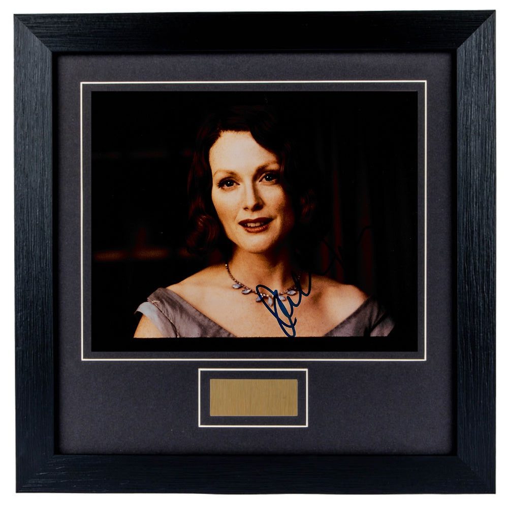 Julianne Moore Personally Signed Carrie 8 x 10 Photograph Framed
