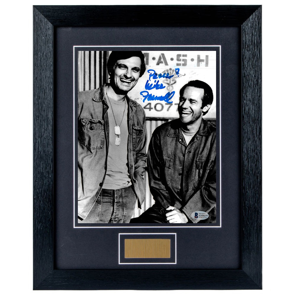 Mike Farrell Personally Signed Mash V2 8 x 10 Photograph Framed
