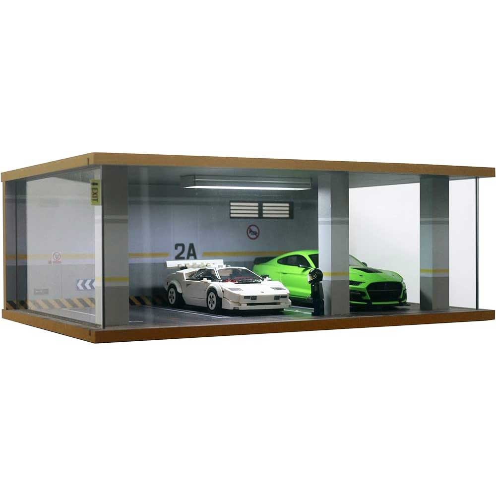 1:24 Scale Model Car Parking Garage - 3 Car