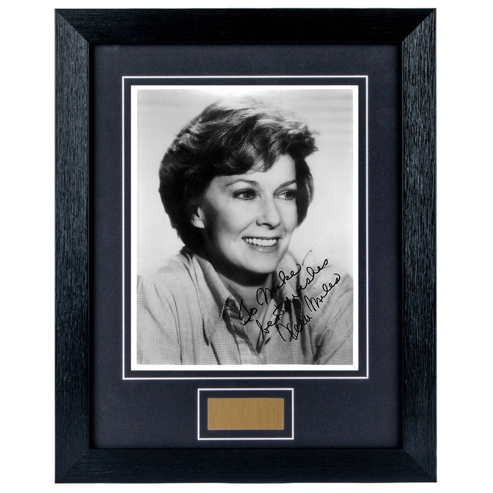 Vera Miles Personally Signed Personalised portrait 8 x 10 Photograph Framed