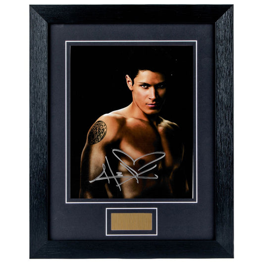 Alex Meraz Personally Signed Twilight 8 x 10 Photograph Framed