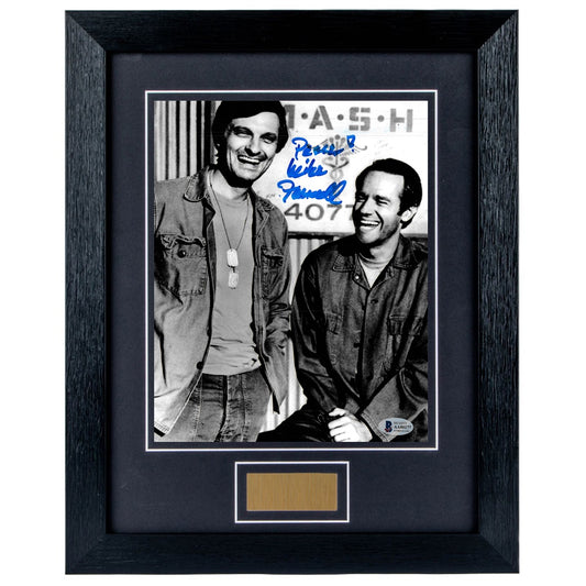 Mike Farrell Personally Signed Mash V2 8 x 10 Photograph Framed