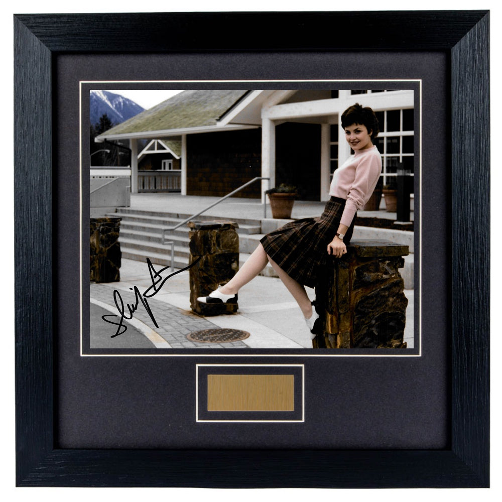 Sherilyn Fenn Personally Signed Twin Peaks 1990 8 x 10 Photograph Framed
